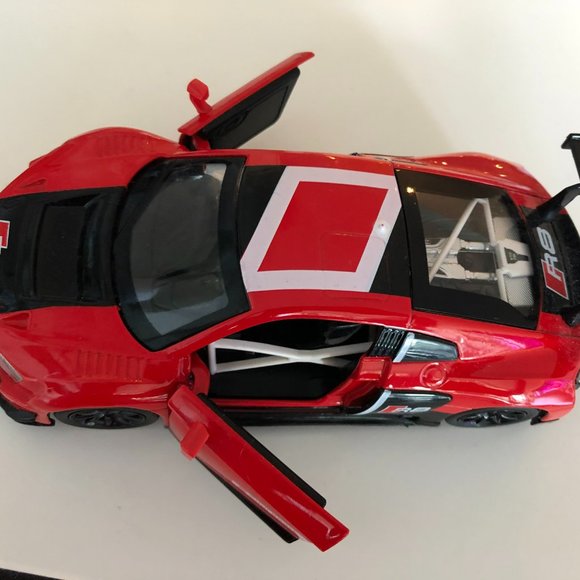 AUDI Sport R8 model car - Picture 4 of 4